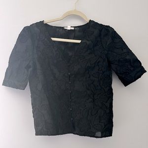 Black Short Sleeved Textured Blouse Size Large